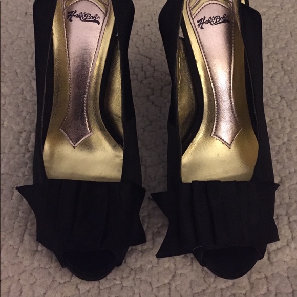 Black Satin Formal Platform Stilettos (Pre-Owned) - Picture 2 of 3